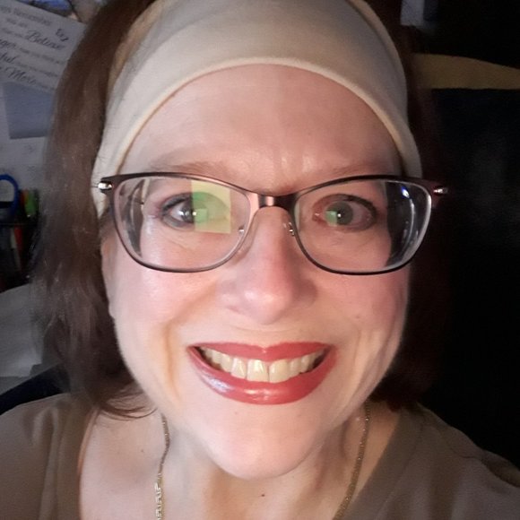 Meet your Posher, Kelly - Picture 1 of 1